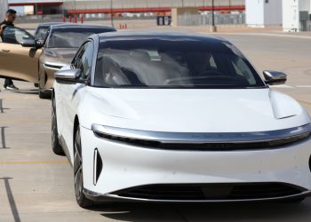 Luxury EV maker Lucid appears to have a demand problem