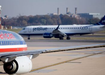 American, JetBlue to end sales of each others’ tickets next week after judge orders breakup