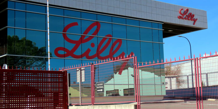 Eli Lilly expects FDA decision on Alzheimer’s treatment donanemab by the end of the year Eli Lilly expects FDA decision on Alzheimer’s treatment donanemab by the end of the year