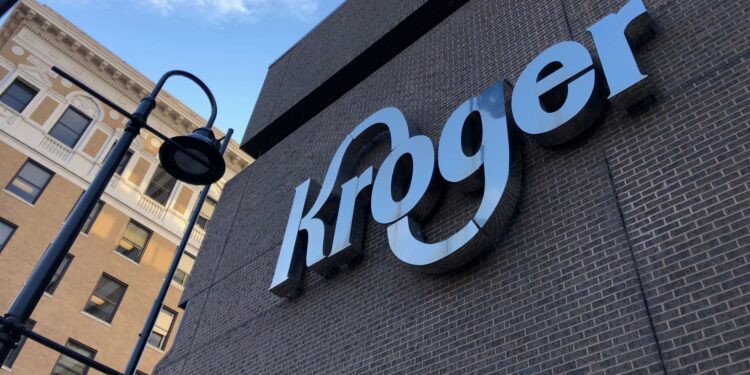 Kroger will pay up to .2 billion to settle most nationwide opioid claims Kroger will pay up to .2 billion to settle most nationwide opioid claims