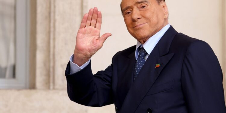 Silvio Berlusconi’s heirs near deal on .5 billion business empire 