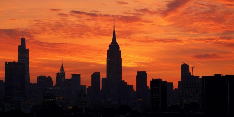 Sorry, California and New York: Your personal income fell for the first time since 2009 Sorry, California and New York: Your personal income fell for the first time since 2009