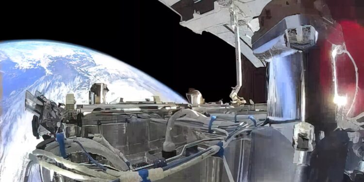 SpaceX wins first Pentagon contract for Starshield, its satellite network for military use SpaceX wins first Pentagon contract for Starshield, its satellite network for military use