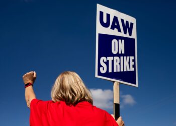 White House no longer sending top officials to Detroit for UAW strike talks this week