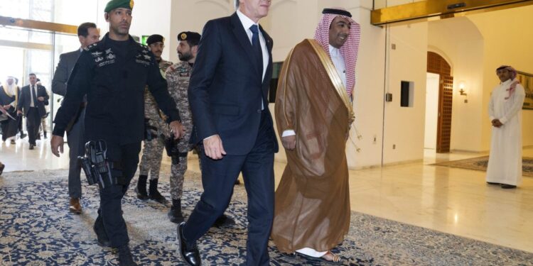 As Biden discusses humanitarian aid for Gaza with Palestinian president Abbas, Blinken urges Israel to ‘look out for civilians’ as it targets Hamas As Biden discusses humanitarian aid for Gaza with Palestinian president Abbas, Blinken urges Israel to ‘look out for civilians’ as it targets Hamas