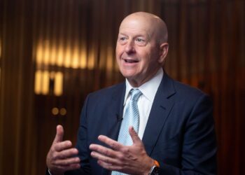 Goldman Sachs tops estimates on stronger-than-expected bond trading