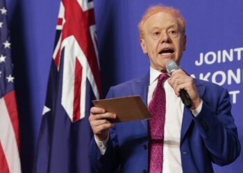 Australian billionaire Anthony Pratt, with whom Trump allegedly shared nuclear secrets, is permanently moving to the U.S. Australian billionaire Anthony Pratt, with whom Trump allegedly shared nuclear secrets, is permanently moving to the U.S.