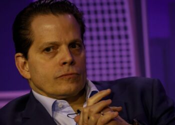FTX sues Scaramucci to recoup money put into showy investments