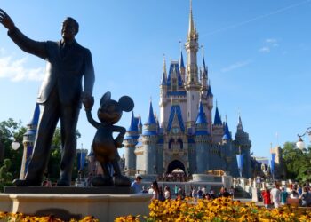 Here’s what to expect when Disney reports before the bell