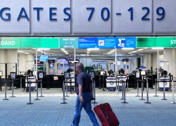 What a government shutdown could mean for air travel