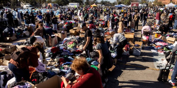 Netflix and Comcast among companies donating to LA wildfire relief effort Netflix and Comcast among companies donating to LA wildfire relief effort