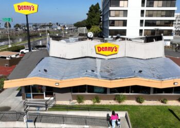 These restaurant chains closed locations in 2024