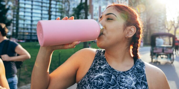 Why do Americans drink so much water? Why do Americans drink so much water?