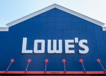 Lowe’s beats Wall Street expectations as it starts to break out of sales slump