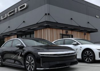 Lucid CEO steps down; EV maker plans to more than double production in 2025