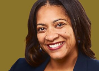 This chief medical officer got her start as a veterinarian, the ‘hottest’ job for 2025—Here’s her advice for getting into the hugely growing industry