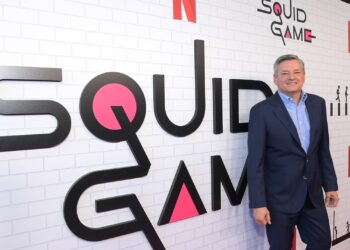 Netflix posts major earnings beat as revenue grows 13% in first quarter