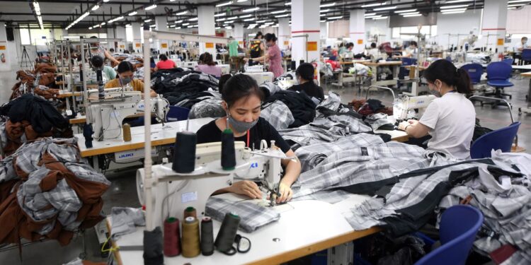 Trump’s massive 46% Vietnam tariffs pummel Nike, American Eagle and Wayfair Trump’s massive 46% Vietnam tariffs pummel Nike, American Eagle and Wayfair