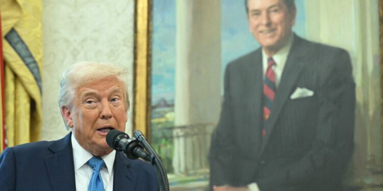 ‘Don’t fight the Oval Office’: Investors are finally taking Trump seriously and it’s causing a volatility spike ‘Don’t fight the Oval Office’: Investors are finally taking Trump seriously and it’s causing a volatility spike