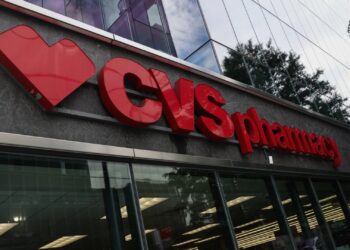 CVS tops estimates, hikes guidance as insurance business shows some improvement