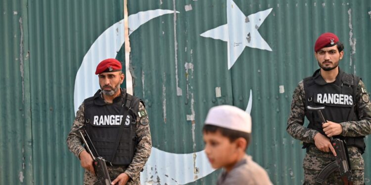 India and Pakistan exchange artillery fire in major escalation of tensions as world leaders urge calm India and Pakistan exchange artillery fire in major escalation of tensions as world leaders urge calm