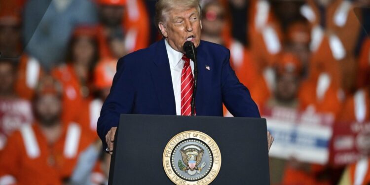 Trump doubles steel tariffs to 50% Trump doubles steel tariffs to 50%