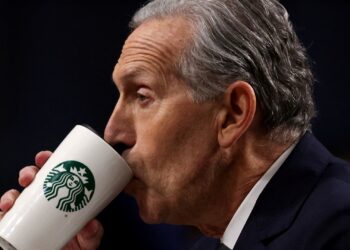 Howard Schultz says he ‘did a cartwheel’ when Starbucks CEO Niccol coined ‘back to Starbucks’ strategy