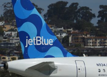 JetBlue to cut more flights, other costs with break-even 2025 ‘unlikely’ due to weaker travel demand