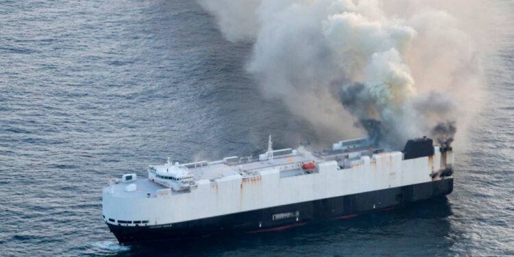Ship in North Pacific carrying 3,000 cars catches fire