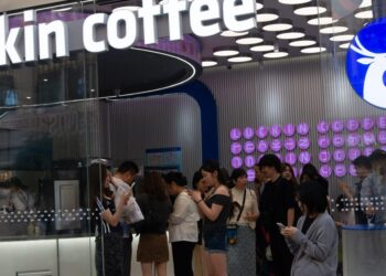 Starbucks’ biggest threat just came to the U.S. Luckin Coffee opens two NYC locations