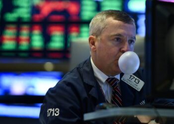 Dow eyes fresh highs as Nvidia gets set to report earnings amid AI bubble fears