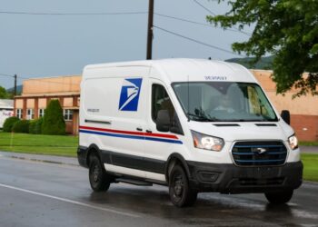 Here’s how much the USPS will raise prices this holiday season