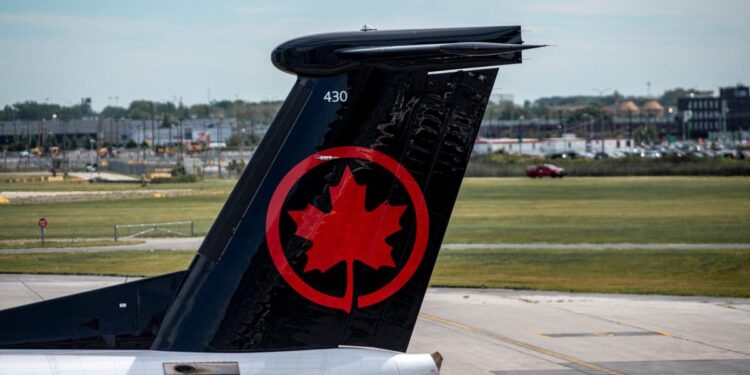 99.1% of Air Canada flight attendants vote against wage offer that union and airline agreed on, but flights will continue 99.1% of Air Canada flight attendants vote against wage offer that union and airline agreed on, but flights will continue