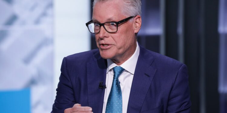 Delta CEO says government shutdown hasn’t impacted airline’s operation