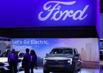 Record EV sales lead GM, Ford to 8% increases in Q3 U.S. auto sales